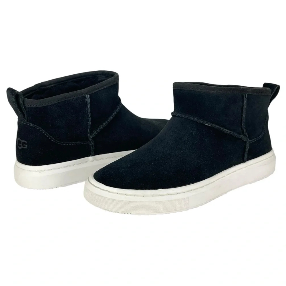 UGG Alameda Black Leather Womens Mini Boots Size 6M - Picture 8 of 11